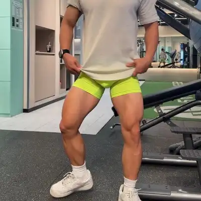 黄娟